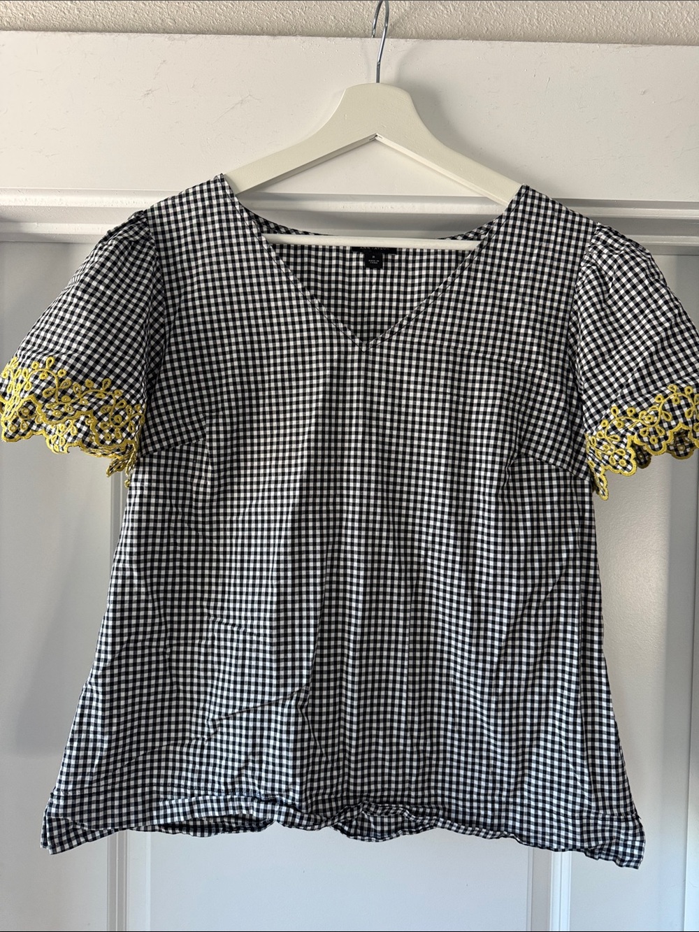 Ann Taylor Black & White Gingham Top with Yellow Lace Sleeves